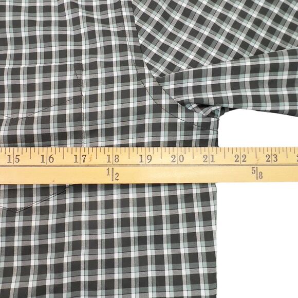 UNTUCKIT Shirt Mens Medium Green Plaid Slim Fit Long Sleeve Performance - Picture 3 of 10